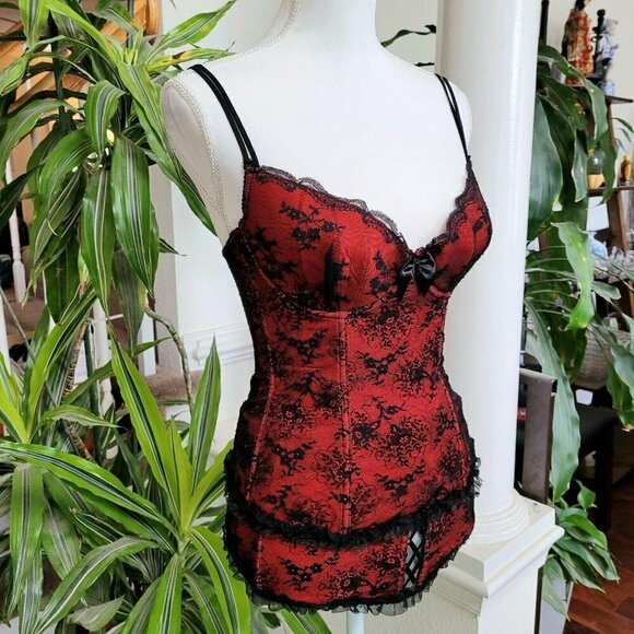 Millesia Luxury French Lingerie Bustier & Garter M - Picture 3 of 12